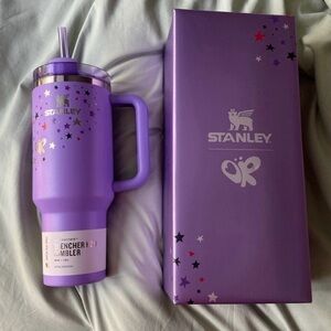 Stanley x Olivia Rodrigo Quencher H2.0 Flowstate Tumbler 40 oz